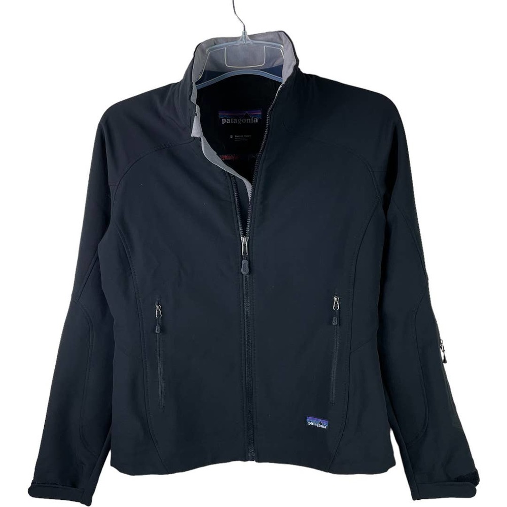Patagonia windbreaker with inner Fleece lining size S